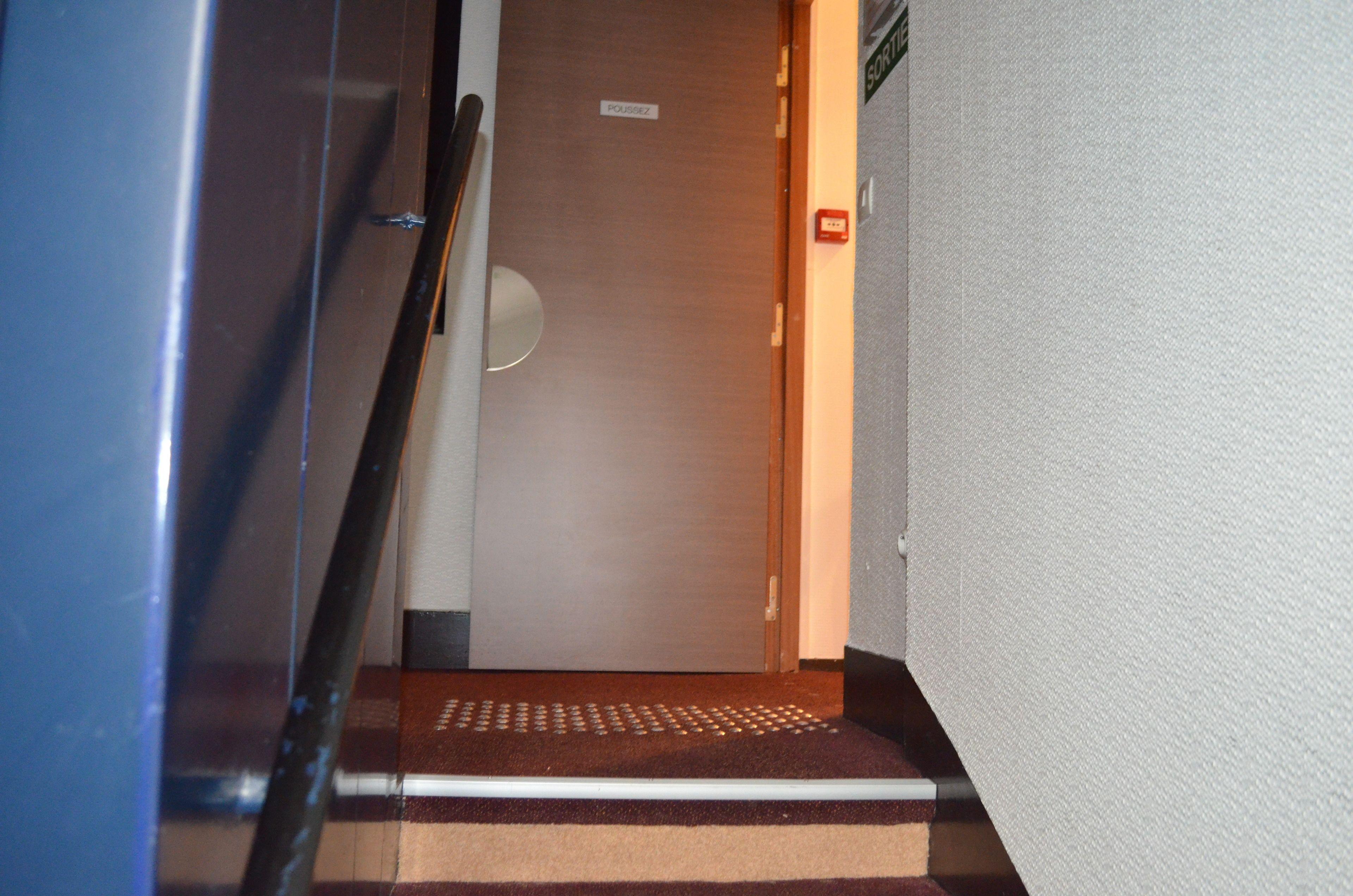 Hotel Beauquartier Montmartre Parigi