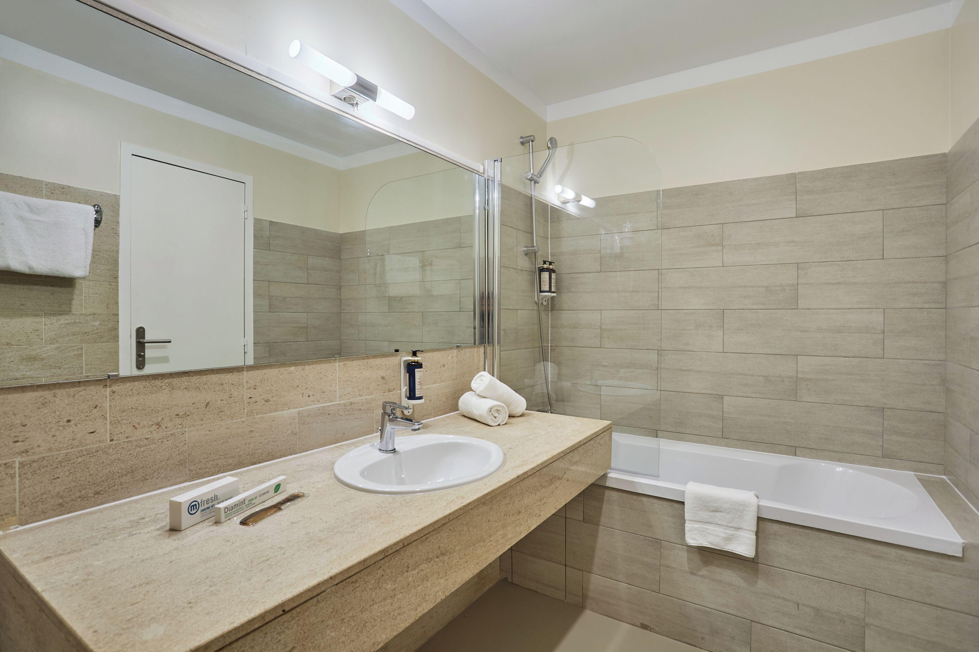 Beauquartier Montmartre Hotel